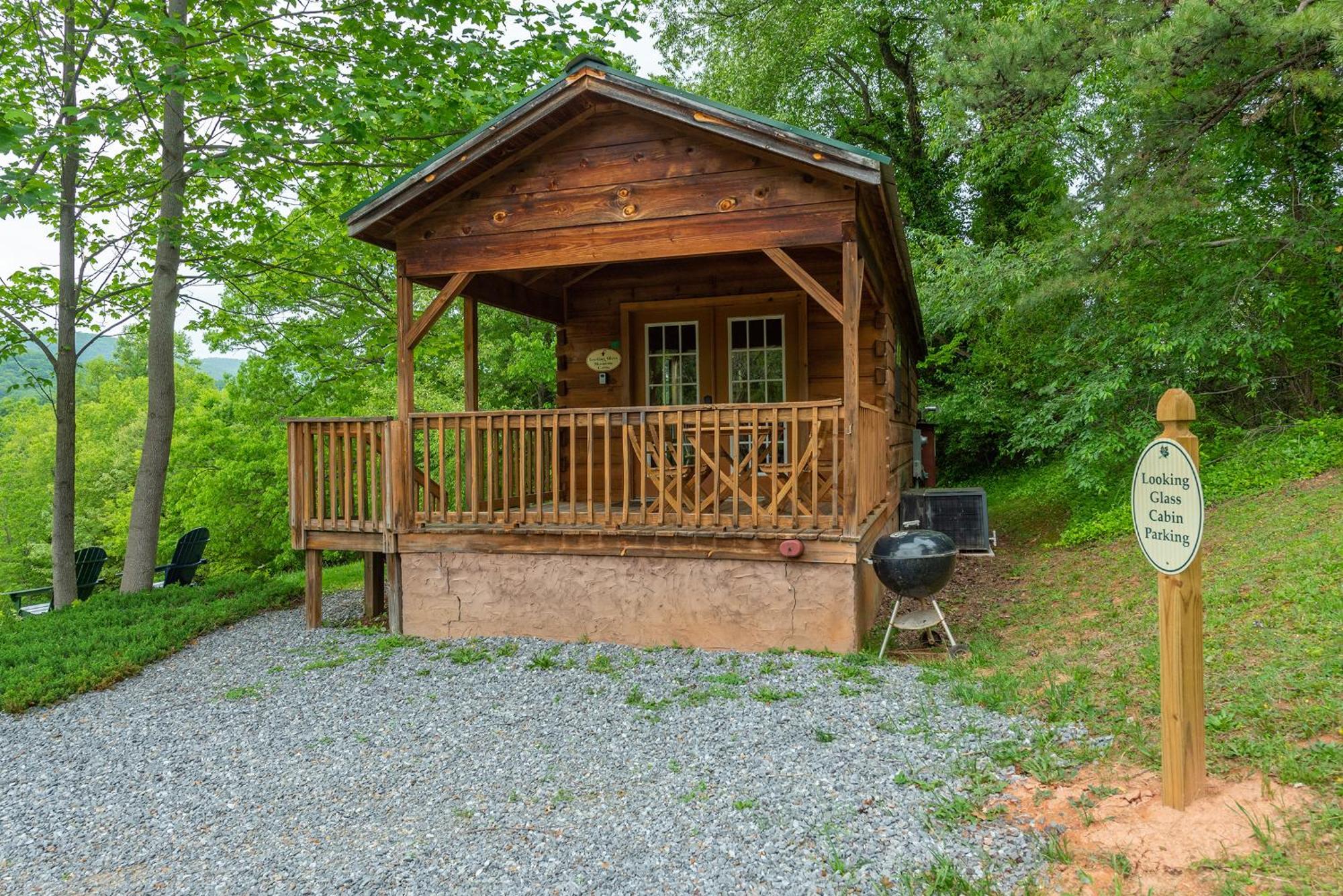 Engadine Inn And Cabins Candler Exterior photo